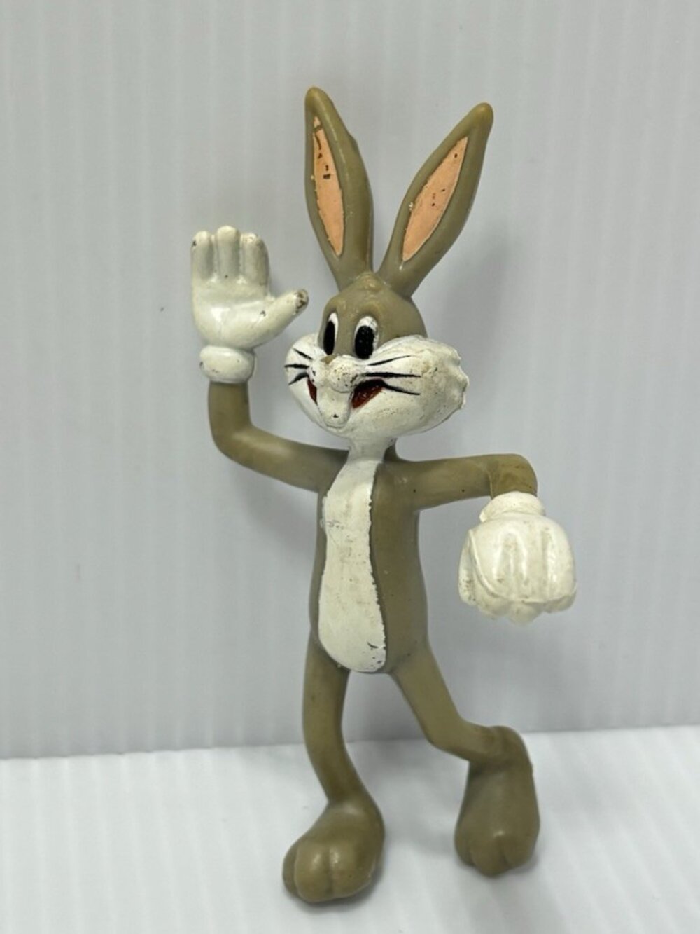Vintage 1989 Bugs Bunny Warner Bros Looney Tunes PVC Figure Toy 4" Waving *as is